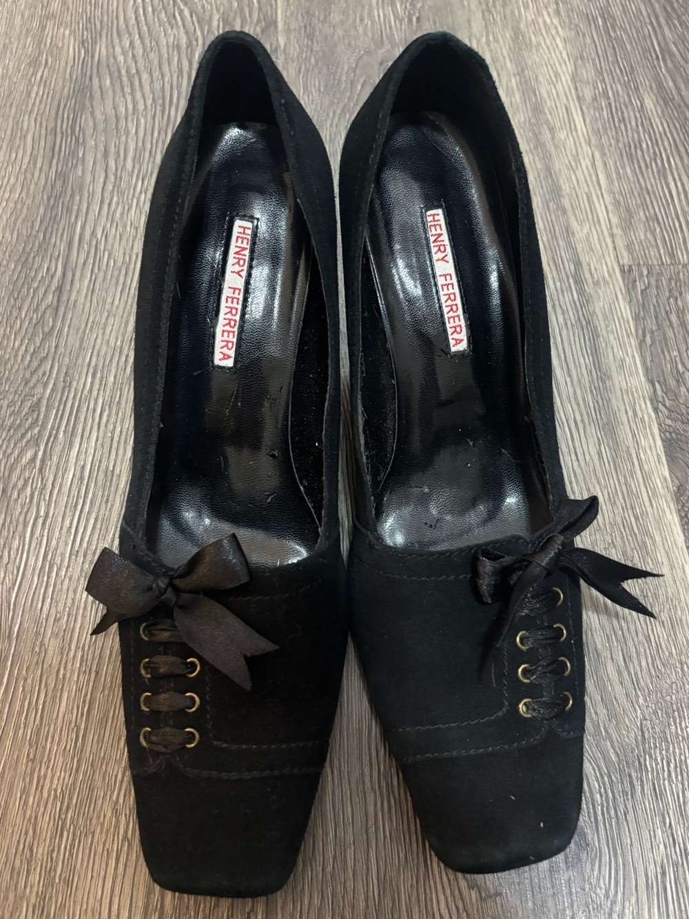 henry ferrera black heels